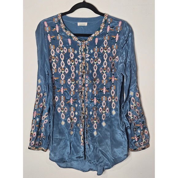 Sundance Tops - Sundance Embroidered‎ Boho Blue Pastel Feminine Long Sleeve Tunic Top Women's M
